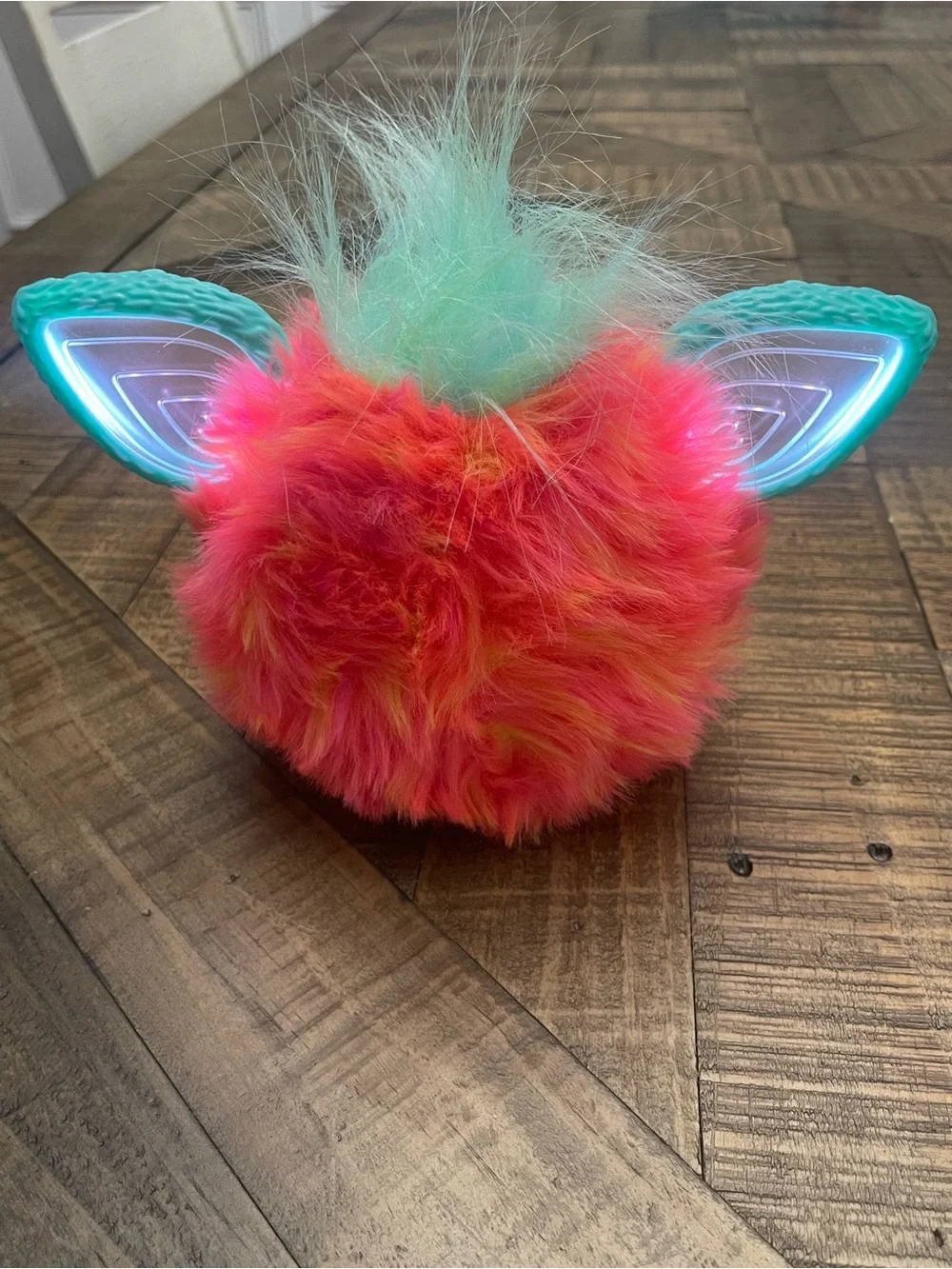 Furby Coral 2023 Electronic Plush - Moving Light Up Ears